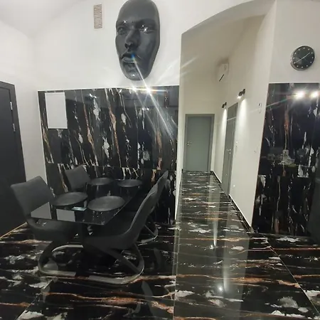 Monar Exclusive Center Free Parking In Garage Apartment Košice