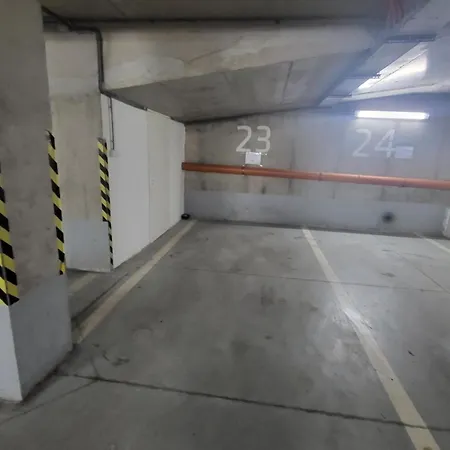 Monar Exclusive Center Free Parking In Garage דירה