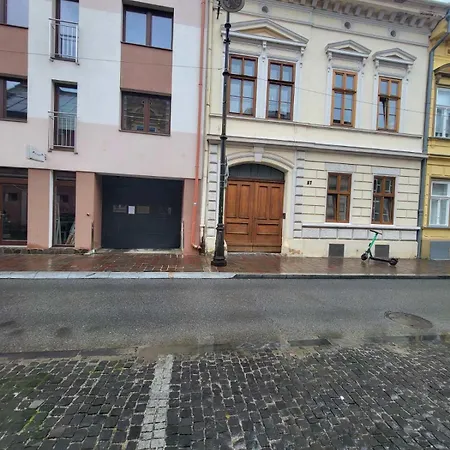 Monar Exclusive Center Free Parking In Garage Kosice