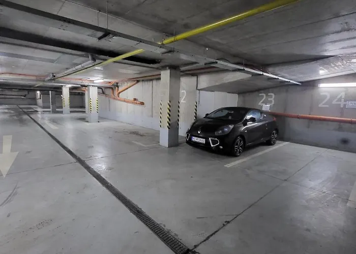 Monar Exclusive Center Free Parking In Garage *