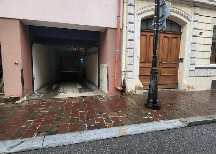 Monar Exclusive Center Free Parking In Garage Apartment